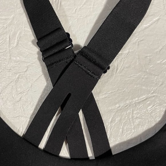 NEW Lululemon Air Support High Support Bra Size 34D Black Crisscross Back Straps - Picture 8 of 13